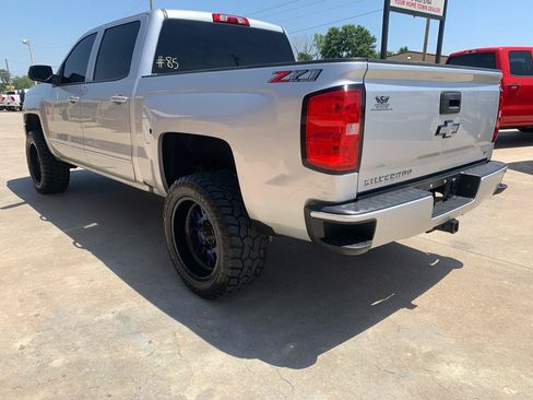 Used 2018 Chevrolet Silverado 1500 LT w/ Texas Edition AWD/4WD image 4