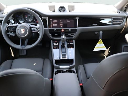 New 2025 Porsche Macan image 19
