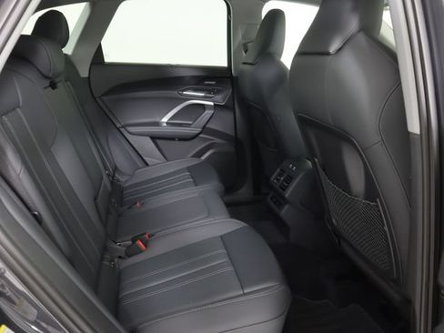 Certified 2025 Audi Q5 Premium w/ Premium Plus AWD/4WD image 14