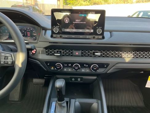 New 2025 Honda Accord SE image 22