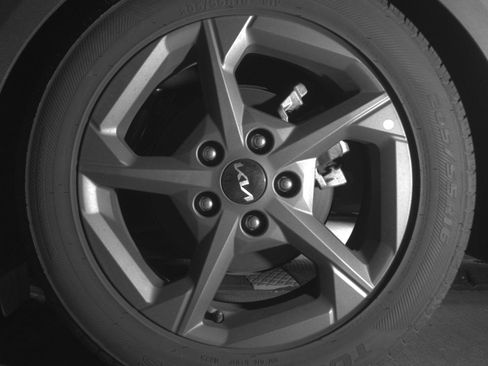 Used 2025 Kia K4 FWD image 14