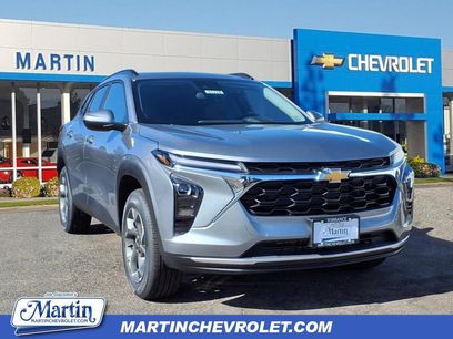 New 2025 Chevrolet Trax LT w/ Driver Confidence Package