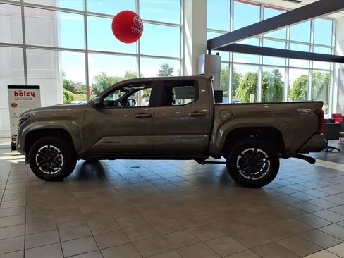 New 2026 Toyota Tacoma TRD Sport w/ TRD Sport Premium Package AWD/4WD image 3
