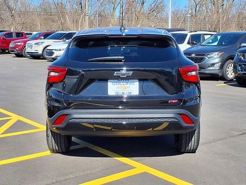 Used 2024 Chevrolet Trax RS w/ Sunroof Package image 23