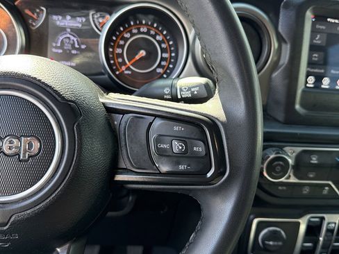 Used 2023 Jeep Wrangler Sport S image 21