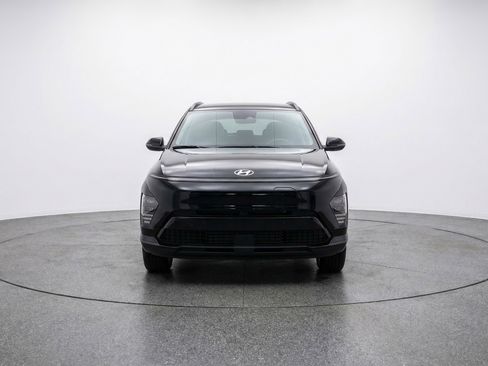 Used 2025 Hyundai Kona SEL FWD image 2
