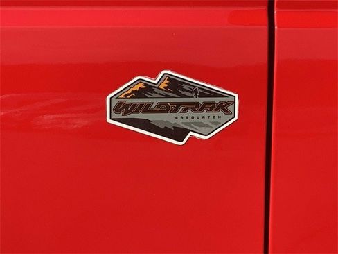 Used 2023 Ford Bronco Wildtrak image 46