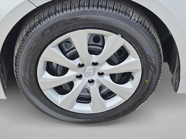 Used 2024 Toyota Corolla LE FWD image 22