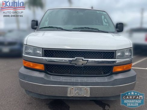 Used 2017 Chevrolet Express 3500 LT w/ LT Preferred Equipment Group RWD image 10