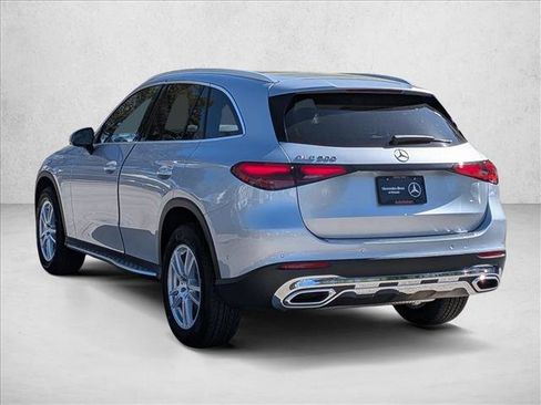 Used 2026 Mercedes-Benz GLC 300 image 9