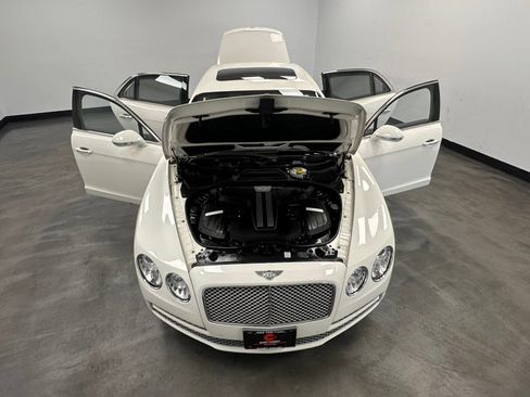 Used 2016 Bentley Flying Spur V8 image 54