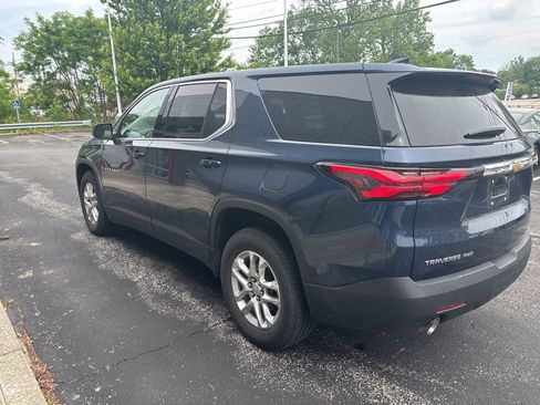 Used 2022 Chevrolet Traverse LS AWD/4WD image 3