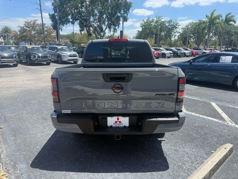 Used 2023 Nissan Frontier PRO-4X w/ Pro Convenience Package image 5