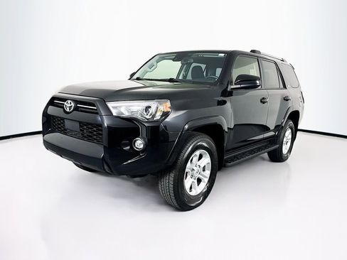 Used 2024 Toyota 4Runner SR5 image 3