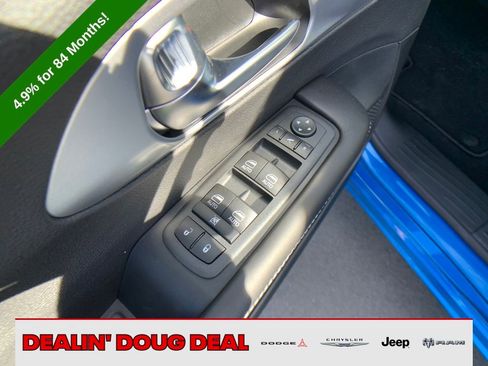 New 2026 Chrysler Pacifica Limited image 11