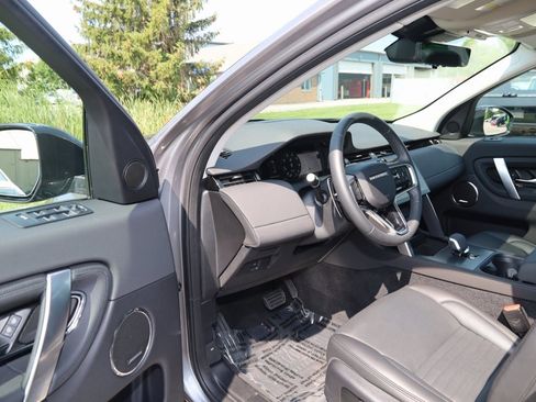 Used 2024 Land Rover Discovery Sport S image 64