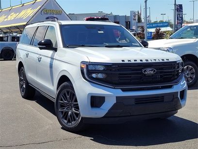 New 2025 Ford Expedition Max Platinum w/ Stealth Performance Package