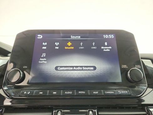 Used 2025 Nissan Pathfinder SL FWD image 31