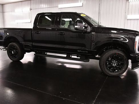 New 2026 Ford F350 Lariat w/ Black Appearance Package AWD/4WD image 8