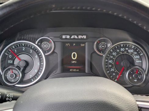 Used 2022 RAM 1500 Big Horn AWD/4WD image 7