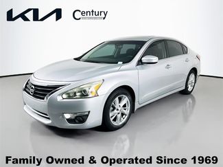Used 2015 Nissan Altima 2.5 SV w/ Convenience Package FWD video 1