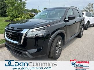 Used 2024 Nissan Pathfinder SV AWD/4WD video 1
