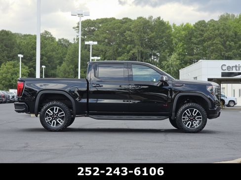 Used 2026 GMC Sierra 1500 AT4 w/ AT4 Premium Package AWD/4WD image 7