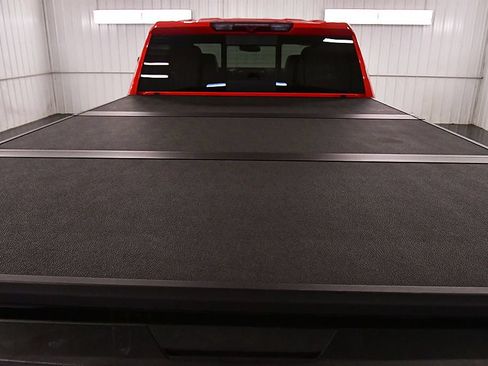 Used 2022 Chevrolet Silverado 2500 LT w/ Convenience Package AWD/4WD image 14
