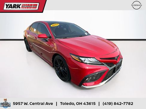 Used 2023 Toyota Camry XSE w/ Blackout Package (TMS) FWD image 1