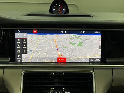 Used 2019 Porsche Panamera 4 AWD/4WD image 36