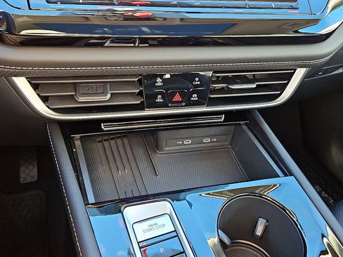 New 2026 Volkswagen Atlas SE image 16