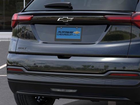 New 2027 Chevrolet Bolt LT w/ Comfort Package FWD image 14