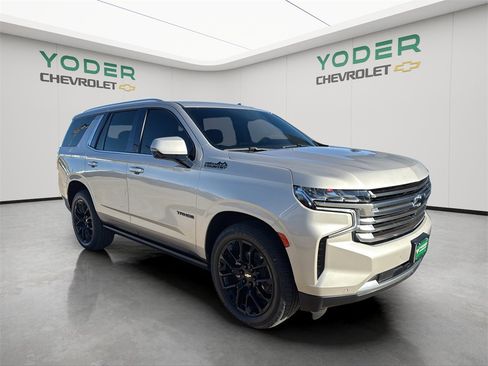 Used 2022 Chevrolet Tahoe High Country image 14