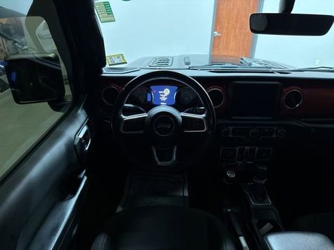 Used 2018 Jeep Wrangler Unlimited Rubicon image 42