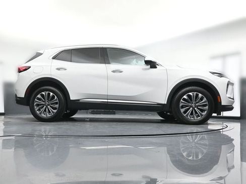Used 2025 Buick Envision Preferred AWD/4WD image 21