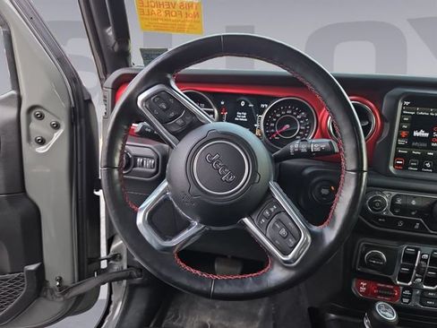 Used 2021 Jeep Wrangler Unlimited Rubicon AWD/4WD image 13