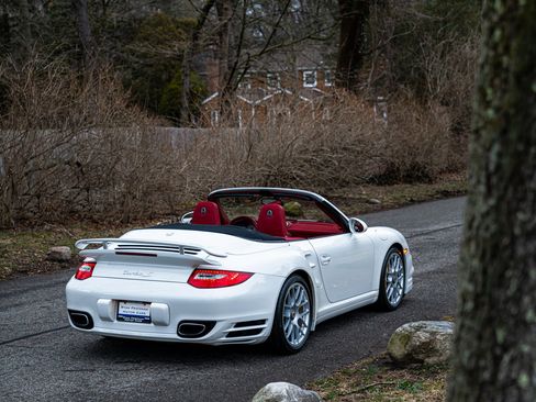 Used 2012 Porsche 911 Turbo S AWD/4WD image 12
