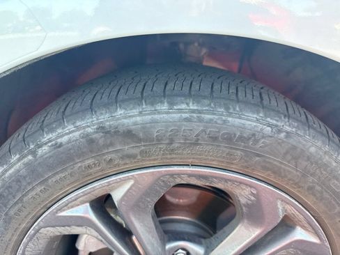 Used 2023 Honda Accord EX image 11