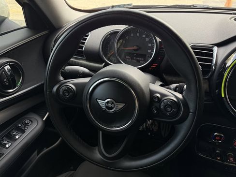 Used 2017 MINI Cooper Clubman S image 19