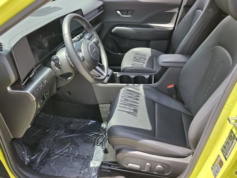 Used 2024 Hyundai Kona Limited FWD image 10