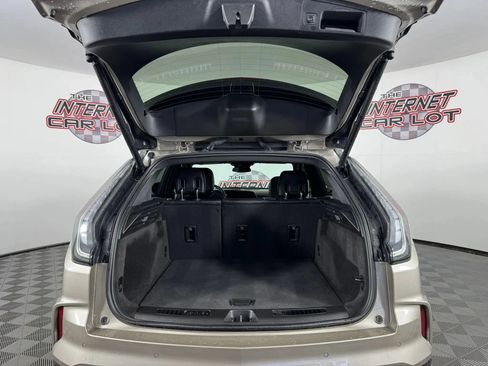 Used 2025 Cadillac XT4 Sport FWD image 30