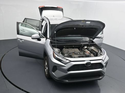 Used 2024 Toyota RAV4 XLE AWD/4WD image 25