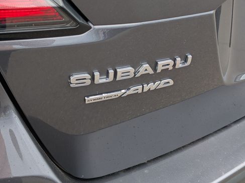 Used 2024 Subaru Outback Premium AWD/4WD image 7