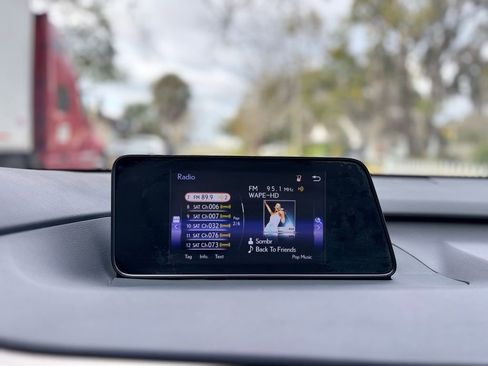 Used 2017 Lexus RX 350 FWD image 25