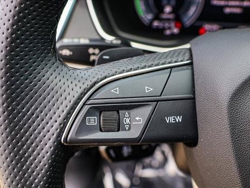 Used 2025 Audi Q5 e Premium Plus AWD/4WD image 14