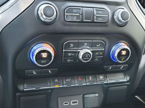 Used 2021 GMC Sierra 1500 Elevation image 29