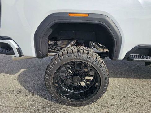 New 2026 GMC Sierra 2500 Denali Ultimate image 14