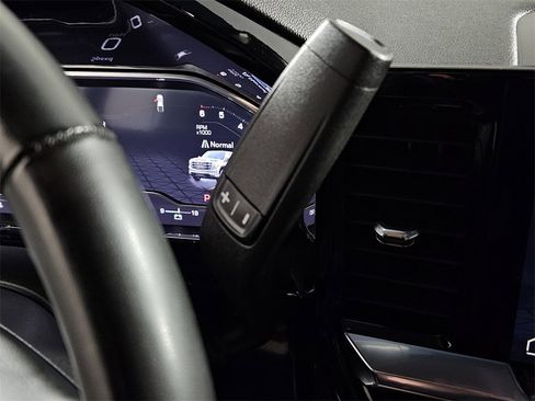 Used 2025 GMC Sierra 1500 Elevation image 20