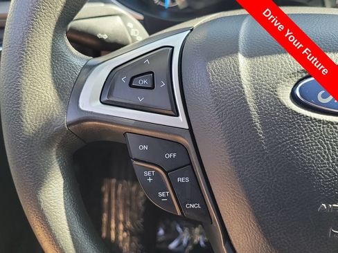 Used 2015 Ford Fusion SE FWD image 7
