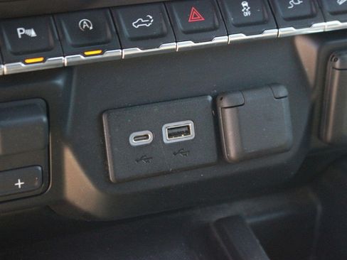 Used 2019 GMC Sierra 1500 AT4 w/ AT4 Premium Package AWD/4WD image 30